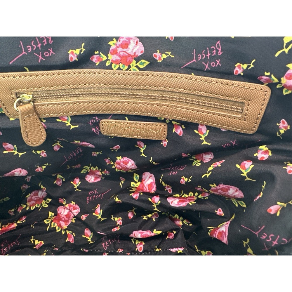 Betsey Johnson Heart Embossed Brown Triple Compartment Large Satchel Purse Tote - Picture 13 of 16